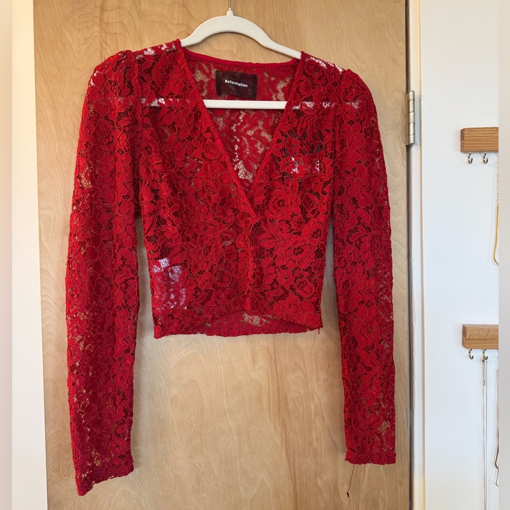 Reformation Halo Top Lace Long Sleeve Red NWT SIZE 4